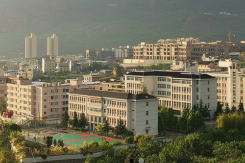 Z6.COM-尊龙集团数码DCN助力汉源职业高级中学校园网“智行+光”升级